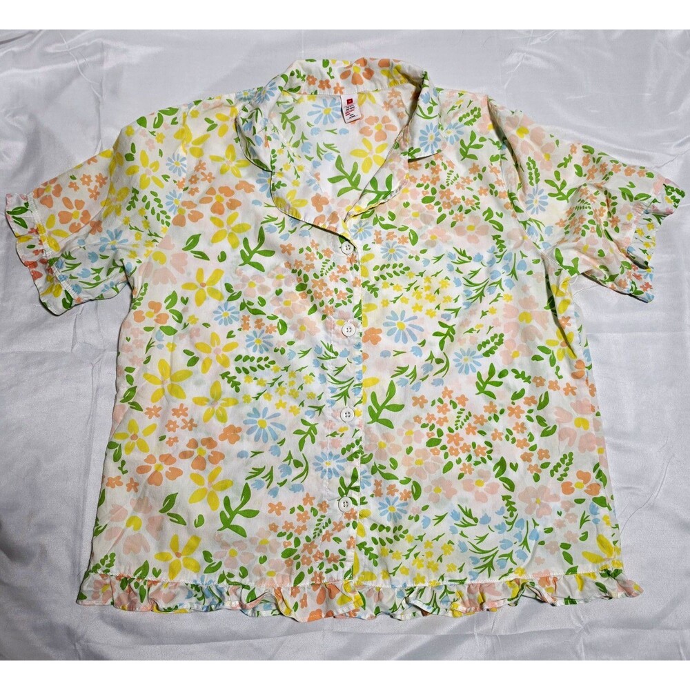 Women’s M Floral 100% Cotton Woven Short Sleeve Button-Up Top With Ruffles Trim